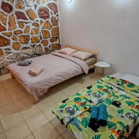 Casutadinvama Vama Veche