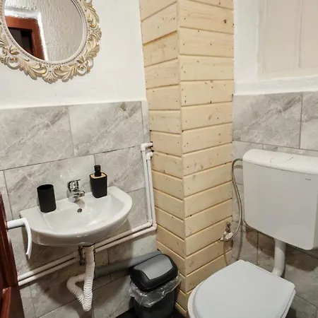 Casutadinvama * Vama Veche